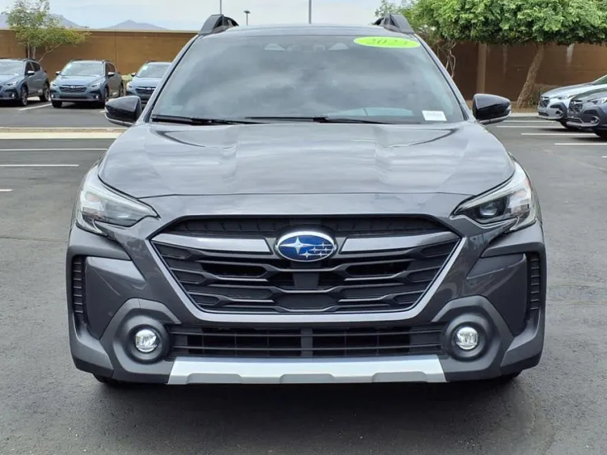 2023 Subaru Outback Limited photo 1