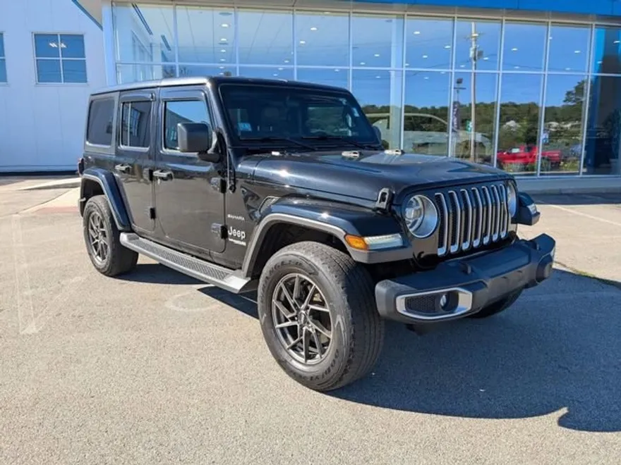 2018 Jeep Wrangler Unlimited Sahara photo 1