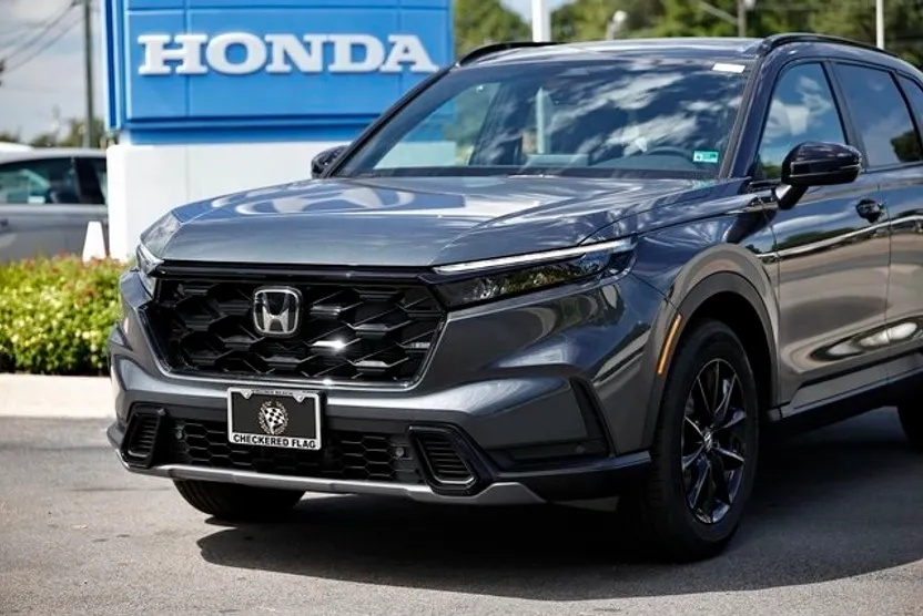 2026 Honda CR-V Hybrid Sport-L photo 1