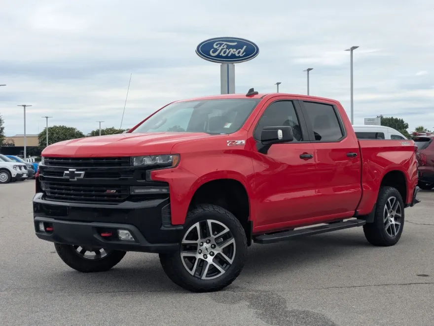 2019 Chevrolet Silverado 1500 LT Trail Boss photo 1