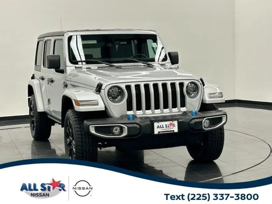2023 Jeep Wrangler Sahara 4xe photo 1