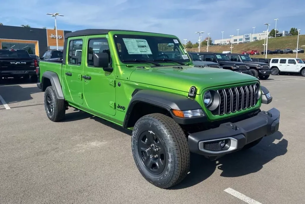 2025 Jeep Gladiator Sport photo 1