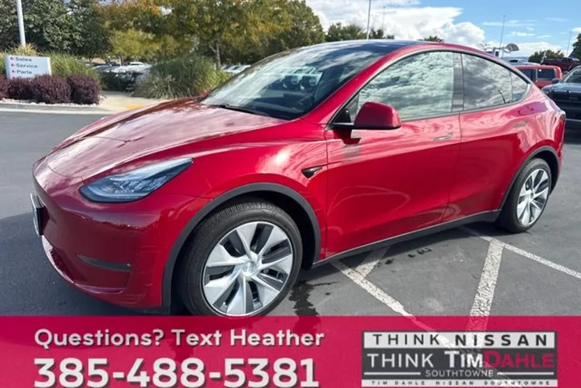 2020 Tesla Model Y Long Range photo 1