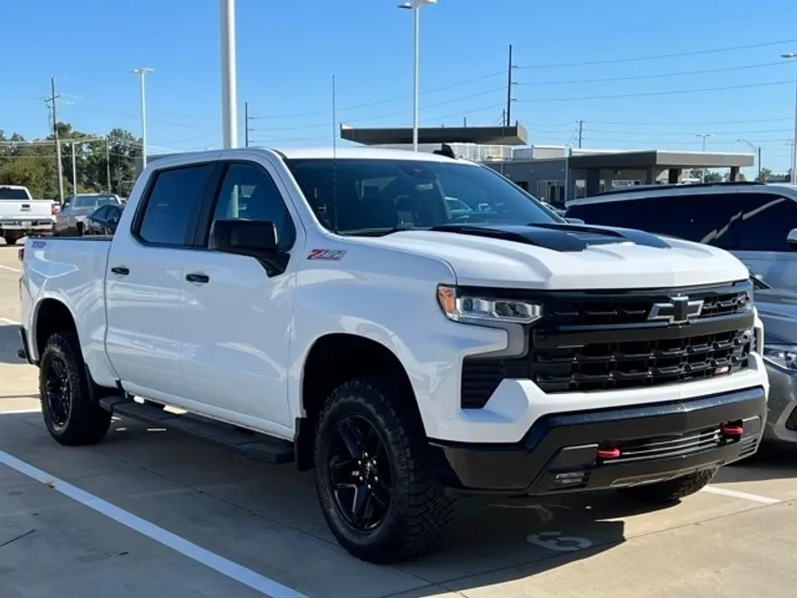 2023 Chevrolet Silverado 1500 LT Trail Boss photo 1