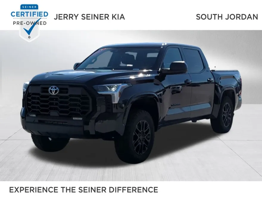 2023 Toyota Tundra SR5 photo 1