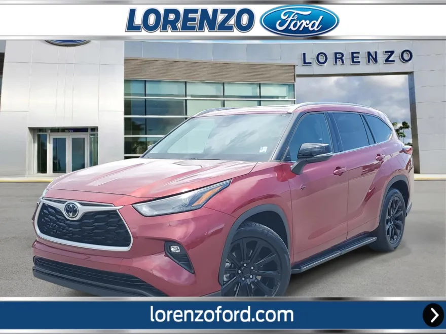 2022 Toyota Highlander XLE photo 1