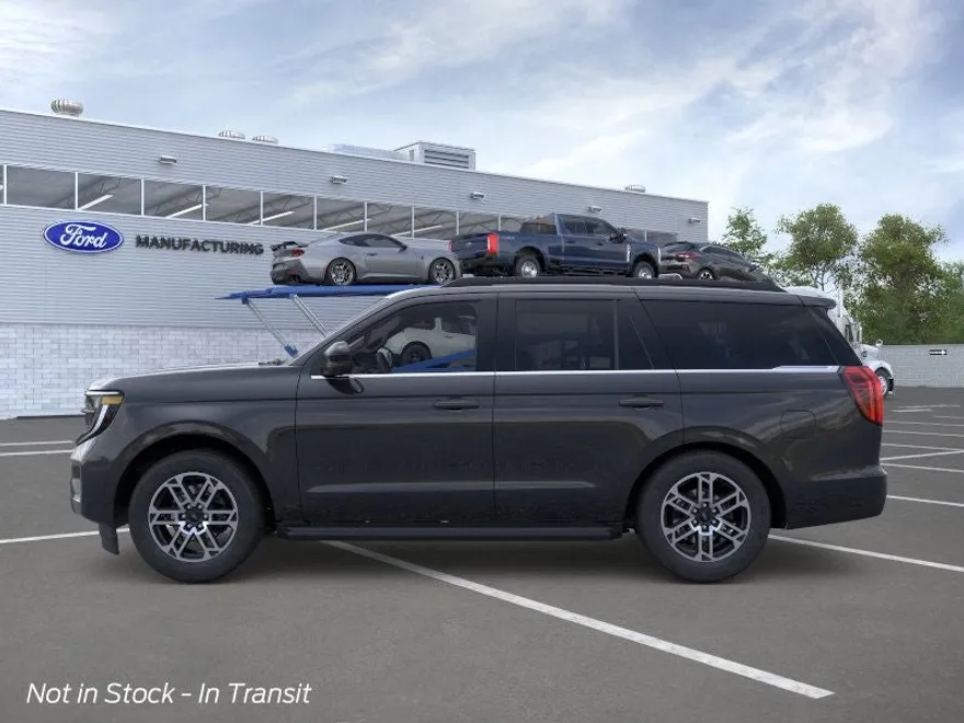 2025 Ford Expedition photo 1