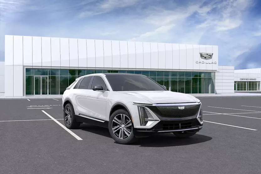 2025 Cadillac Lyriq Luxury photo 1