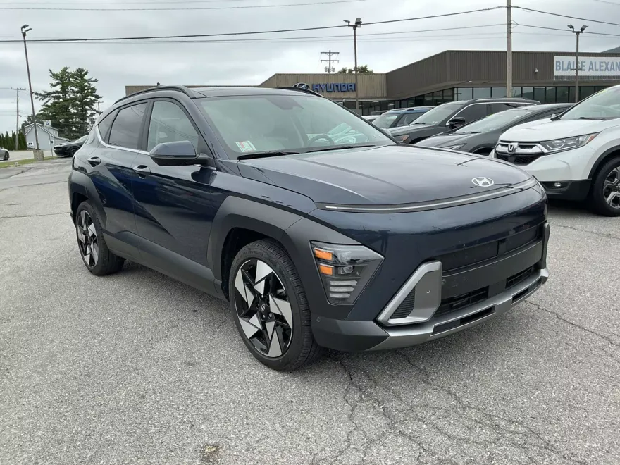 2024 Hyundai Kona Limited photo 1