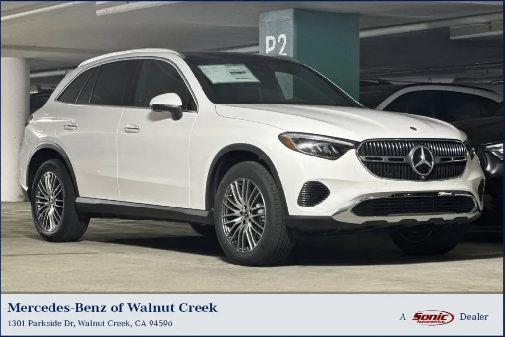 2026 Mercedes Benz GLC 300 4MATIC photo 1