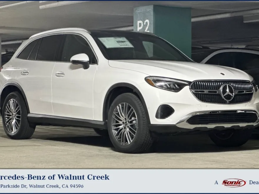2026 Mercedes Benz GLC 300 4MATIC photo 1
