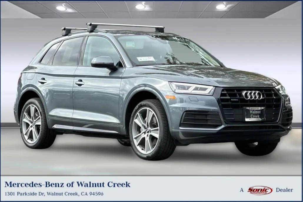 2020 Audi Q5 Premium Plus 45 TFSI photo 1