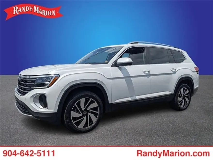 2024 Volkswagen Atlas SEL photo 1