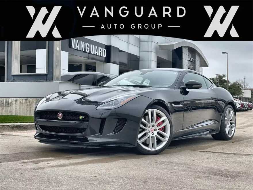 2016 Jaguar F-TYPE R photo 1