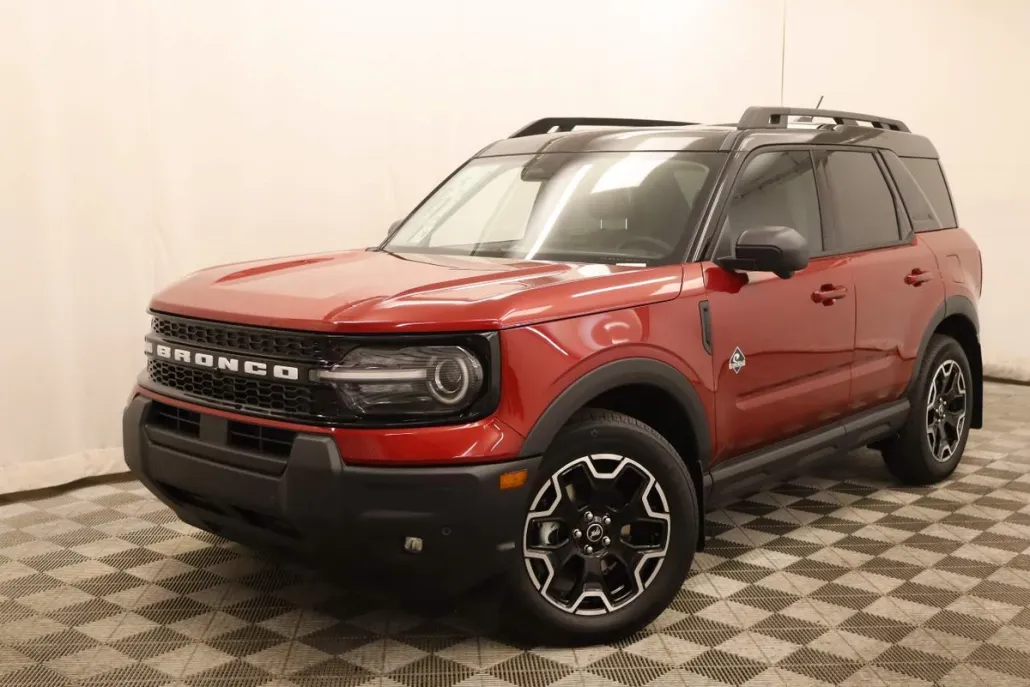 2025 Ford Bronco Sport Outer Banks photo 1