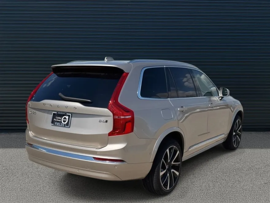 2025 Volvo XC90 Plus photo 1