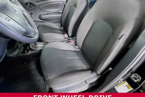 2018 Nissan Versa Plus Sedan photo 2