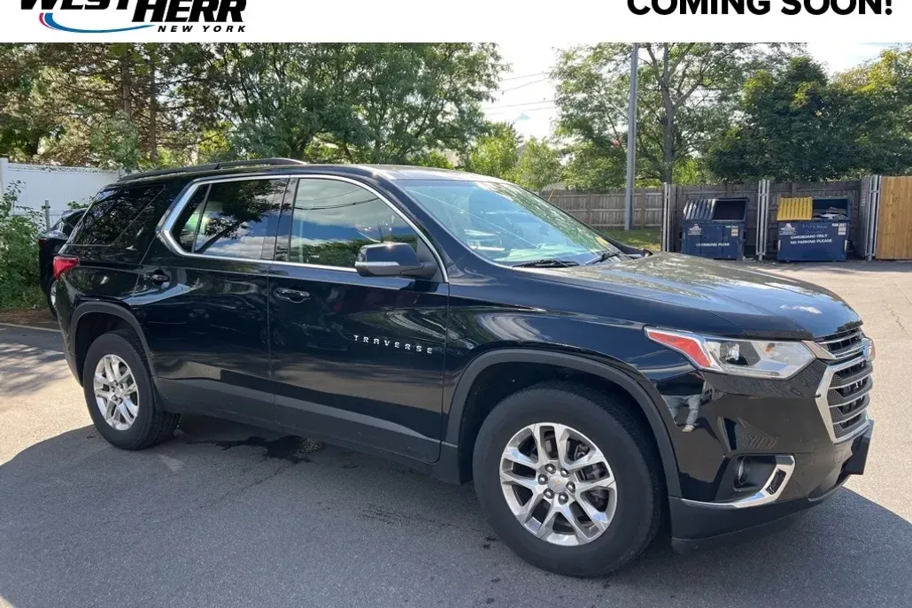2021 Chevrolet Traverse Cloth 1LT photo 1