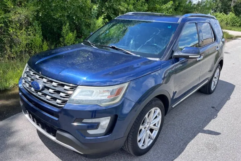 2016 Ford Explorer Limited photo 1