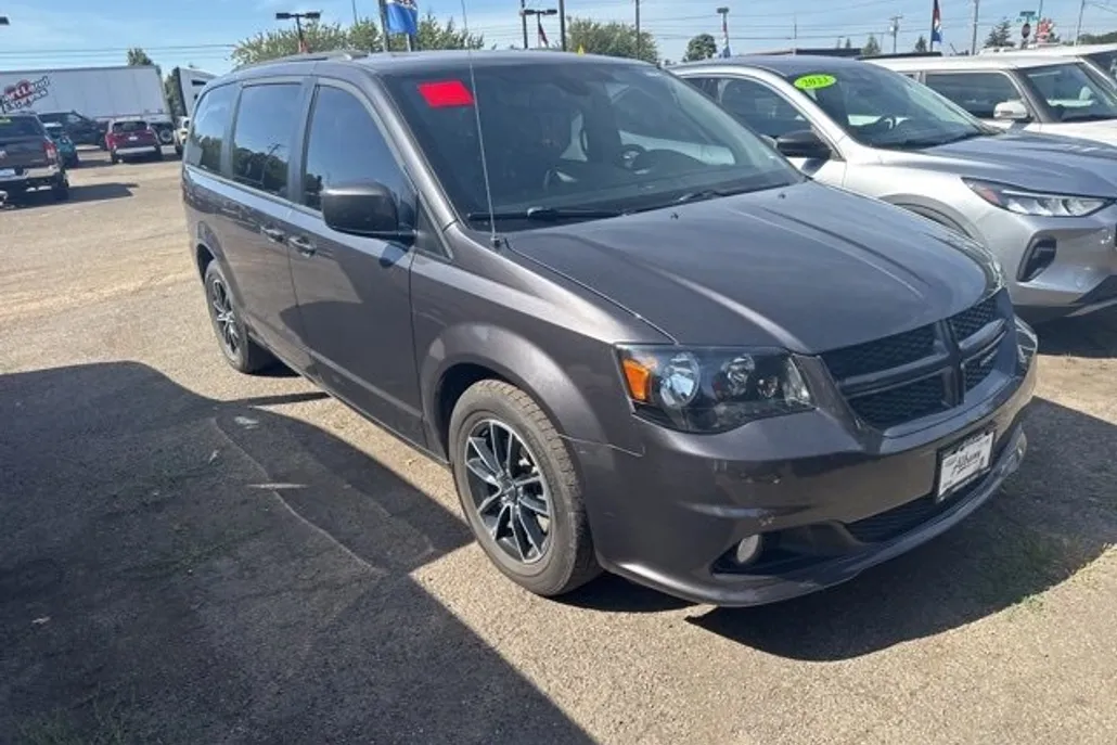 2018 Dodge Grand Caravan GT photo 1