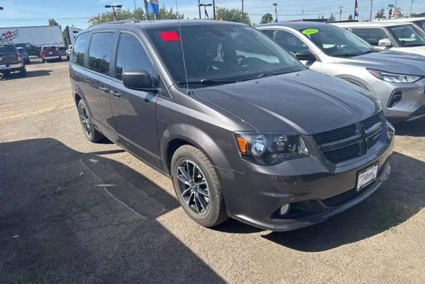 2018 Dodge Grand Caravan GT photo 1