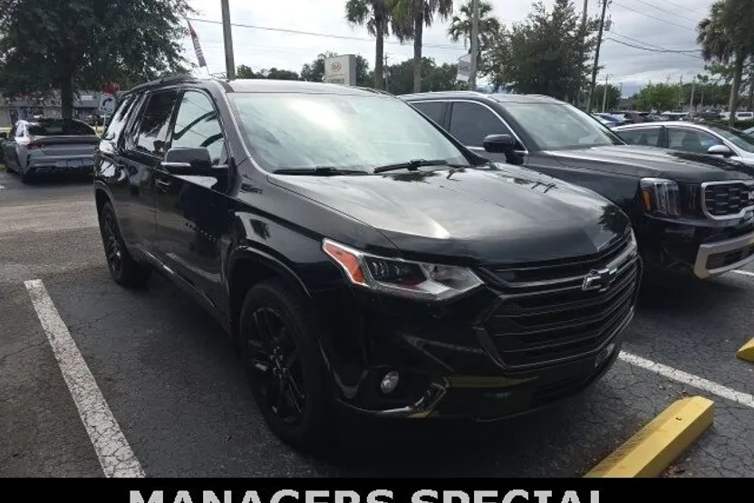 2019 Chevrolet Traverse Premier photo 1