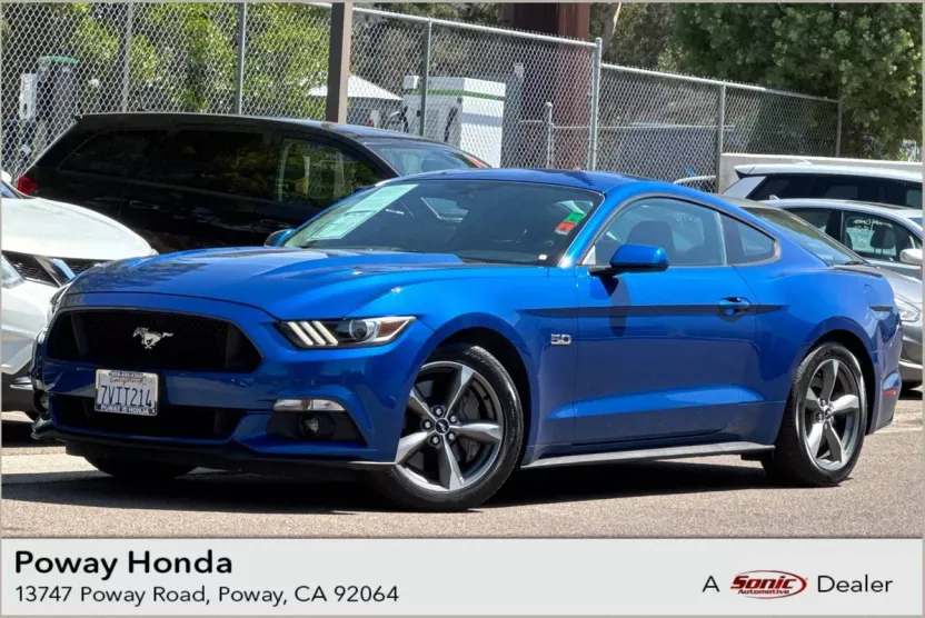 2017 Ford Mustang GT photo 1