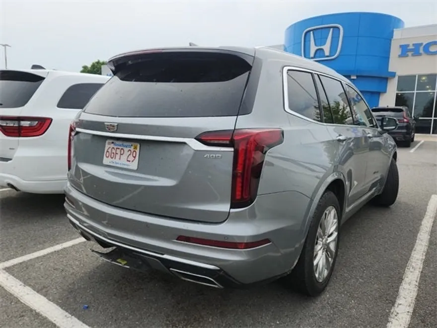 2023 Cadillac XT6 Premium Luxury photo 1