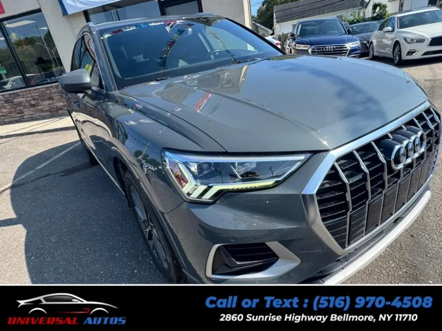 2022 Audi Q3 Premium Plus 40 TFSI photo 1