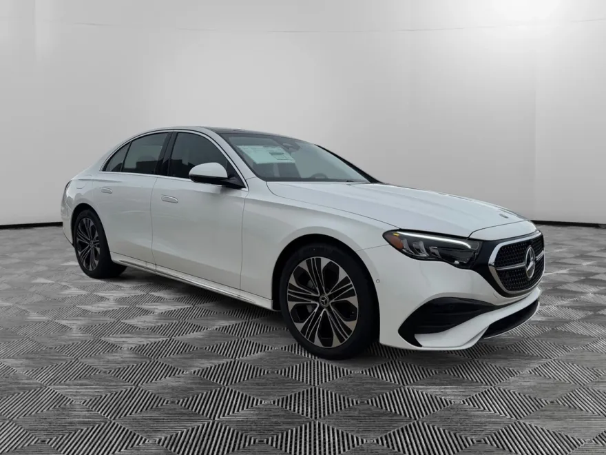 2025 Mercedes Benz E 350 4MATIC Sedan photo 1