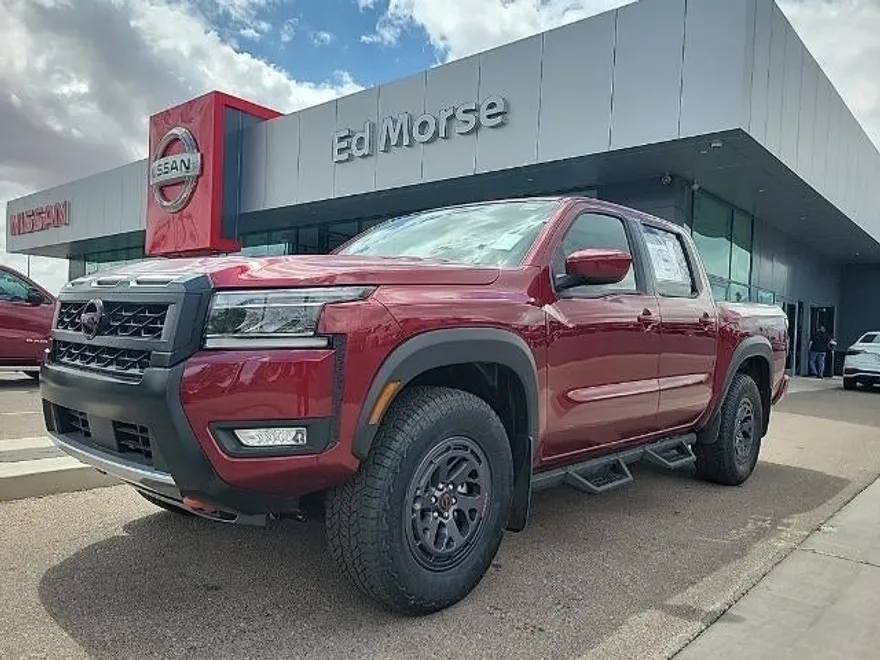 2025 Nissan Frontier Crew Cab PRO-4X photo 1