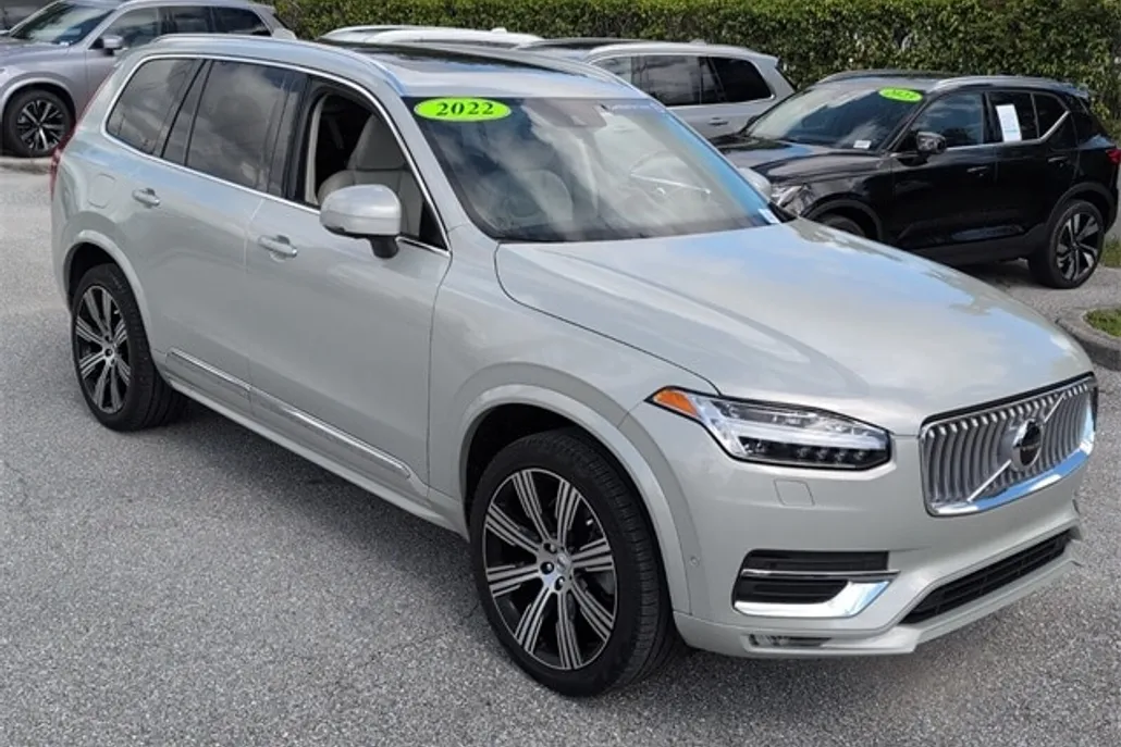 2022 Volvo XC90 Inscription photo 1