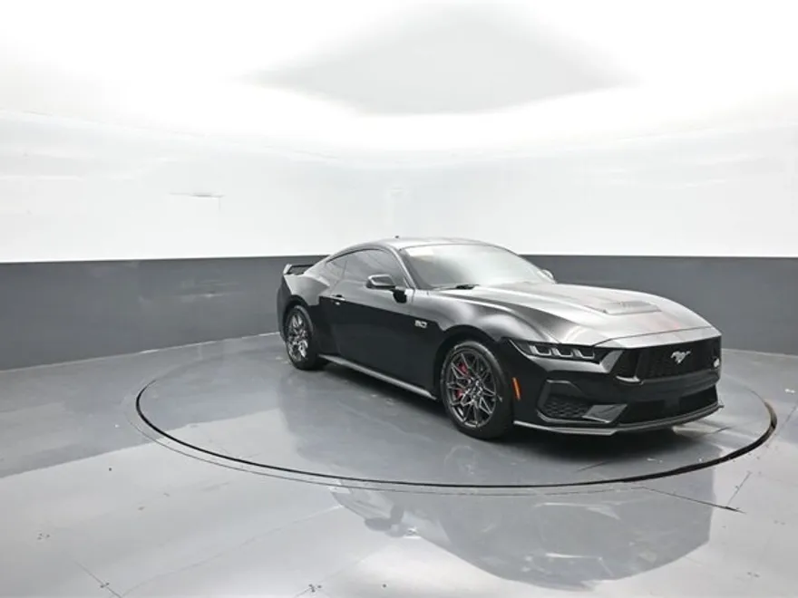 2024 Ford Mustang GT Premium photo 1