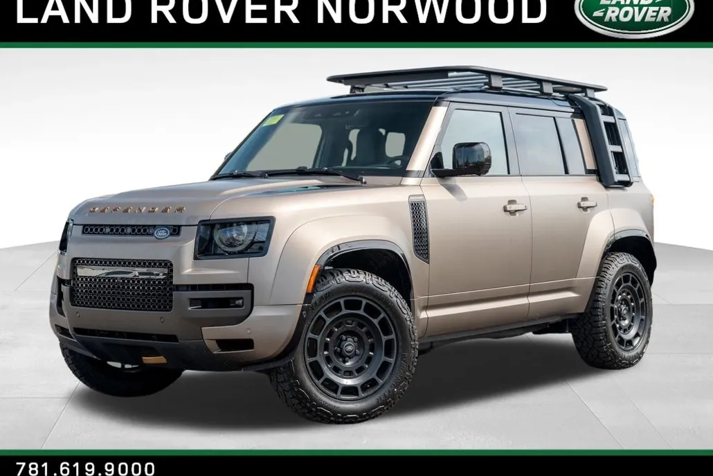 2025 Land Rover Defender 110 V8 photo 1