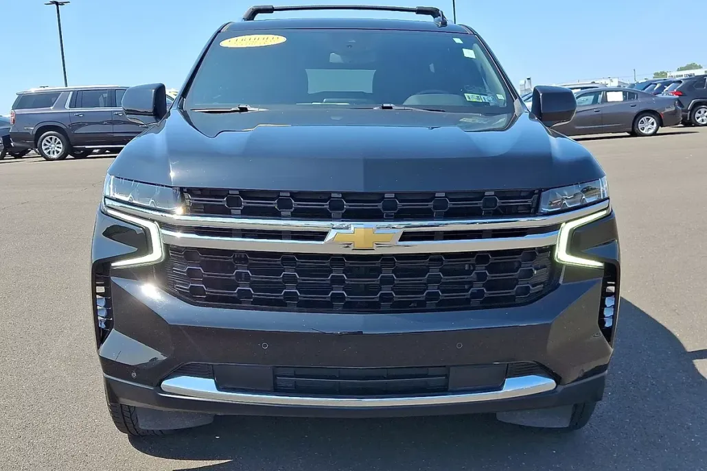2023 Chevrolet Tahoe LS photo 1