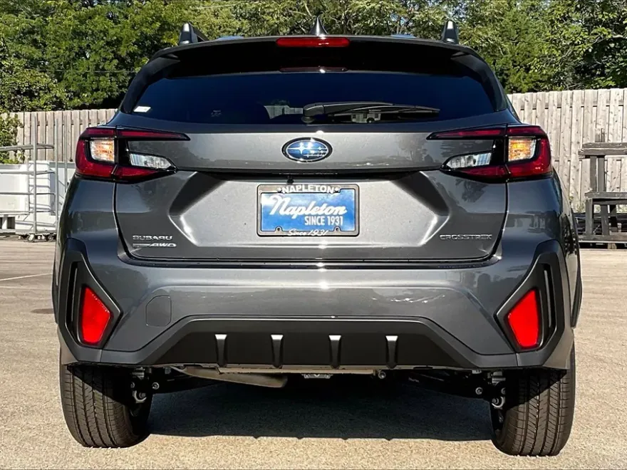 2025 Subaru Crosstrek Premium photo 1