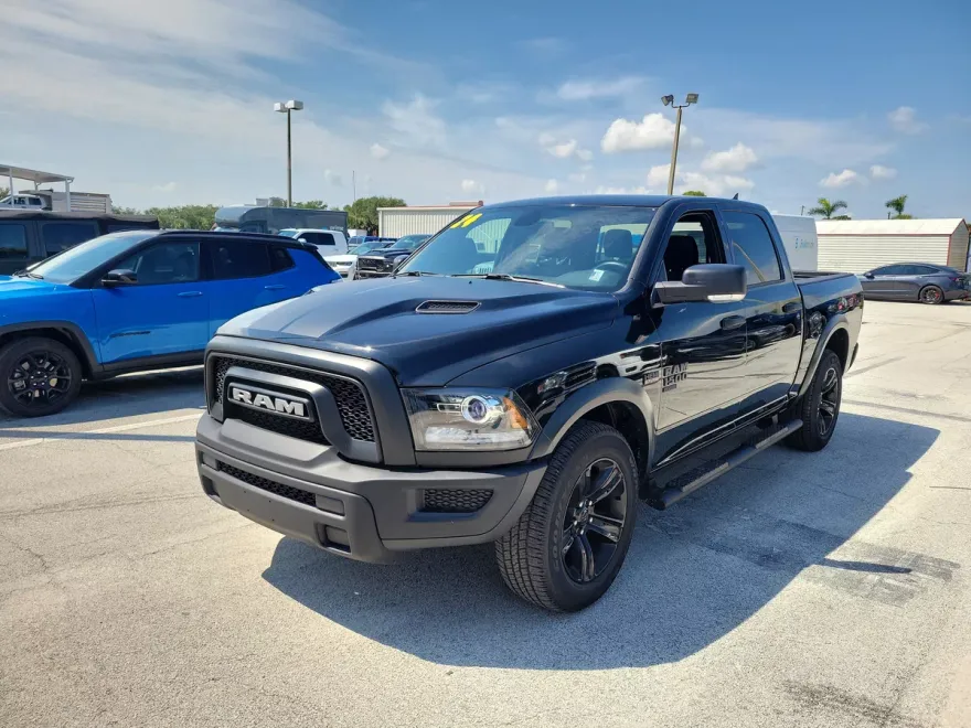 2024 Ram 1500 Classic Warlock photo 1
