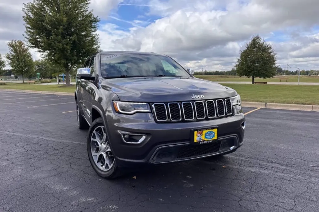 2019 Jeep Grand Cherokee Limited photo 1