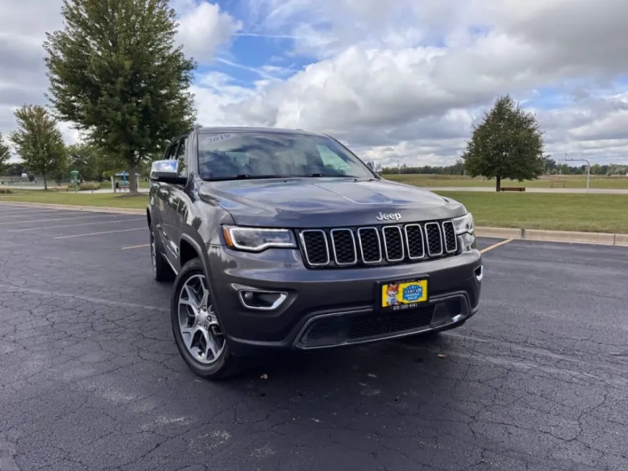 2019 Jeep Grand Cherokee Limited photo 1