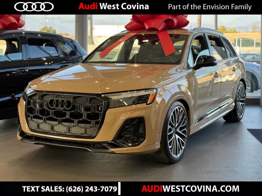2025 Audi SQ7 Prestige photo 1