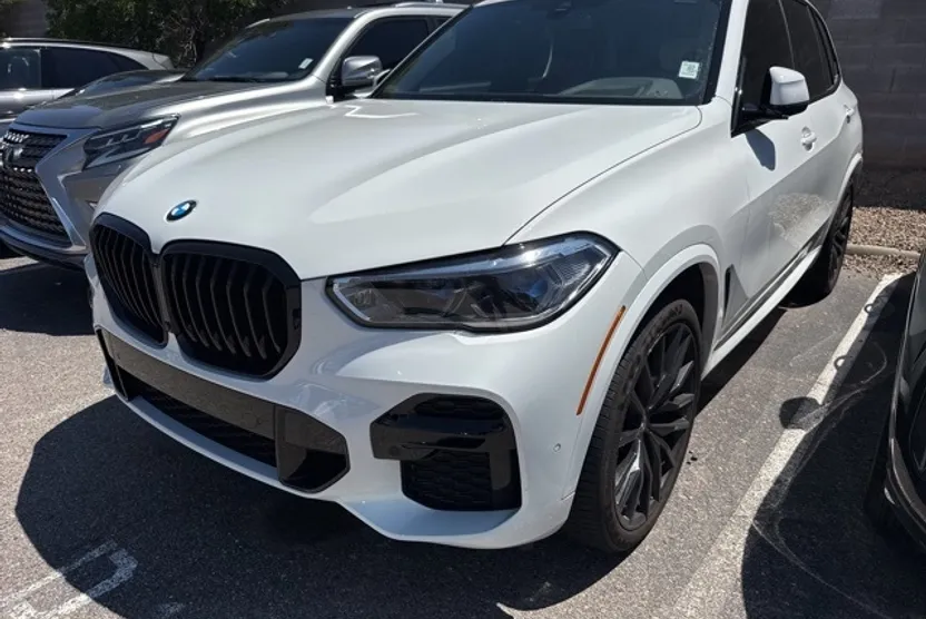 2023 Bmw X5 M50i photo 1
