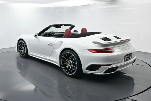 2019 Porsche 911 Turbo S photo 2