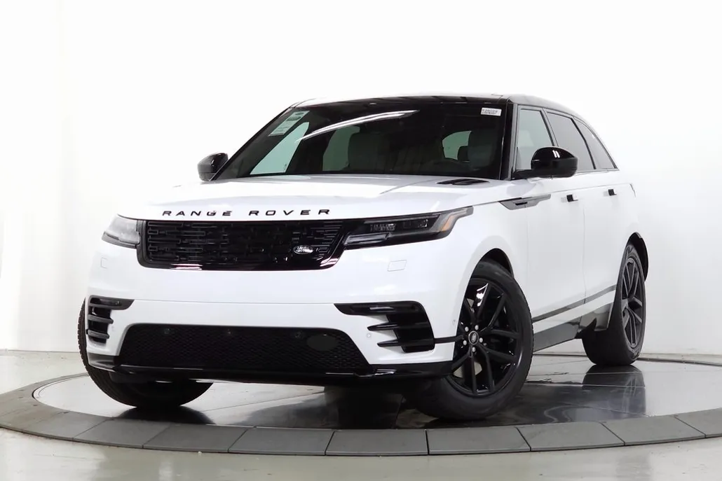2026 Land Rover Range Rover Velar SE photo 1