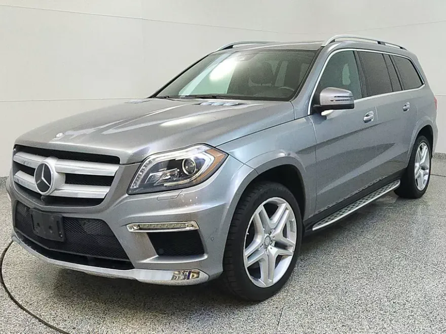 2016 Mercedes Benz GL 550 photo 1