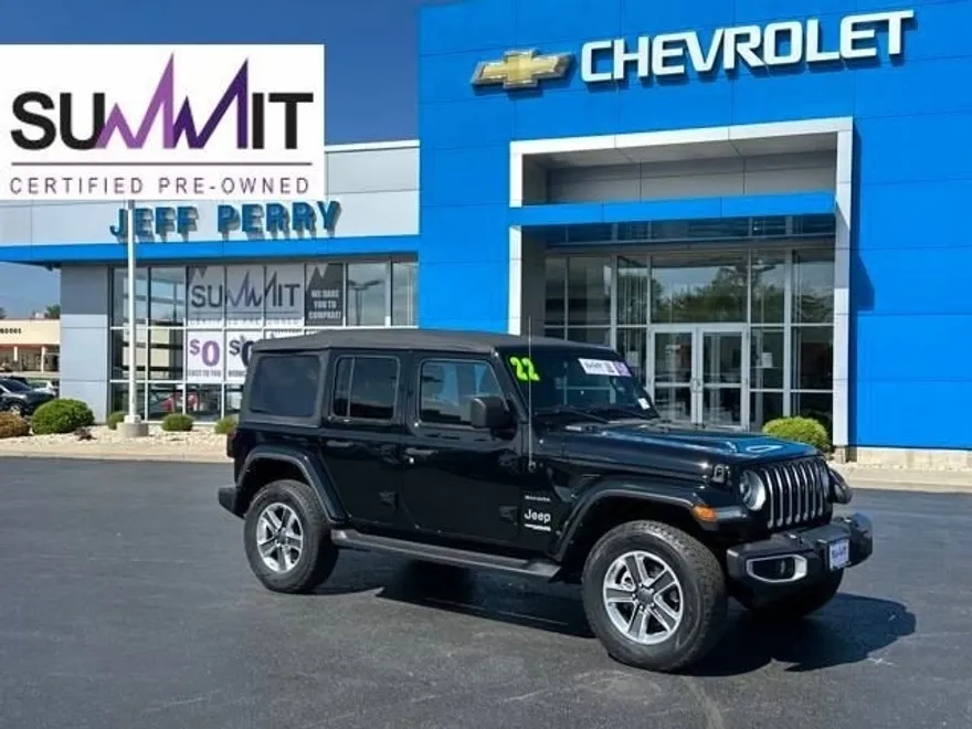 2022 Jeep Wrangler Unlimited Sahara photo 1