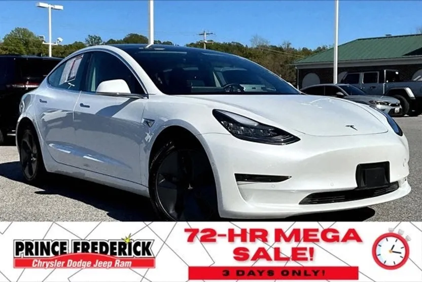 2019 Tesla Model 3 Mid Range photo 1