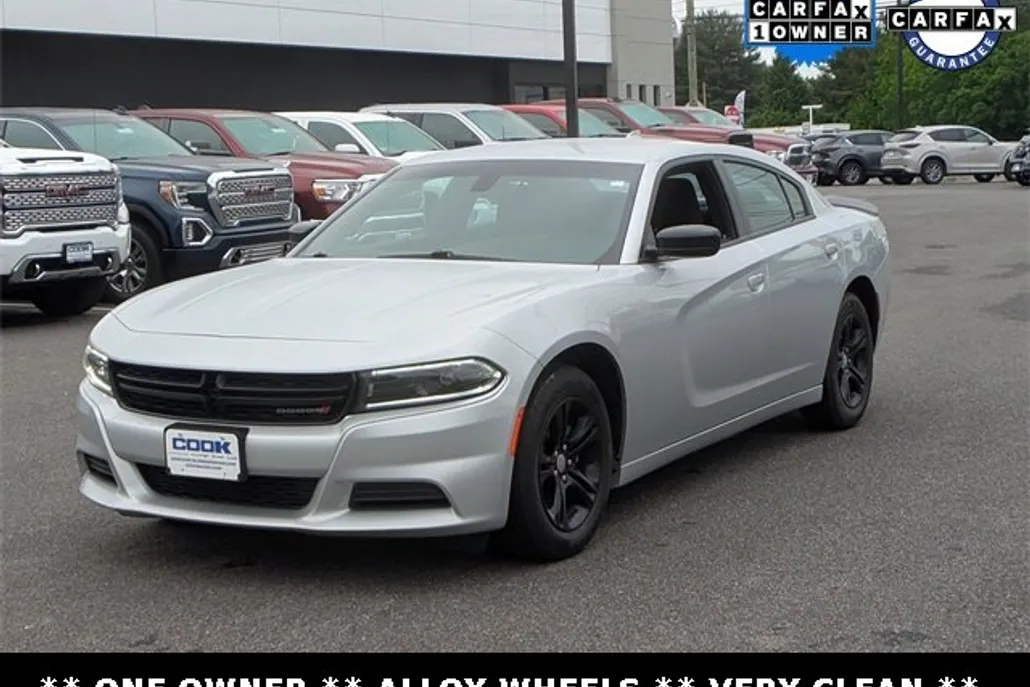 2023 Dodge Charger SXT photo 1