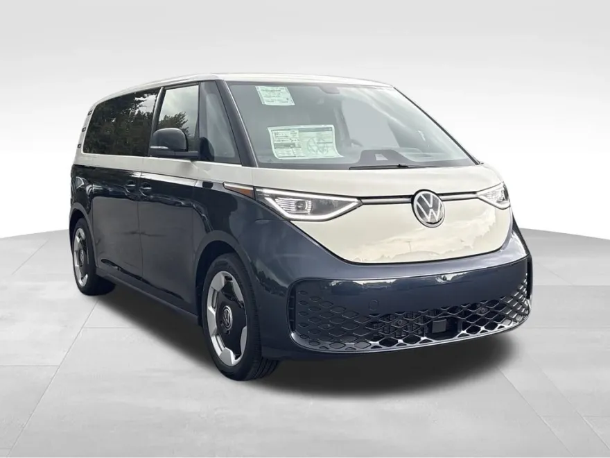 2025 Volkswagen ID. Buzz Pro Plus photo 1