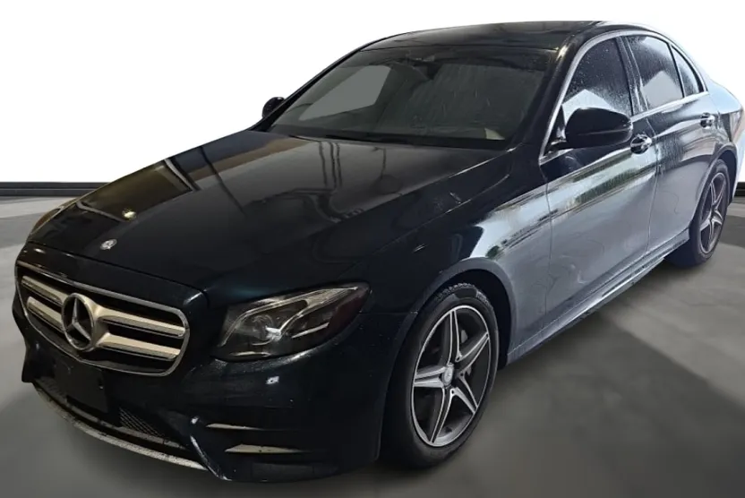 2017 Mercedes Benz E 300 4MATIC photo 1