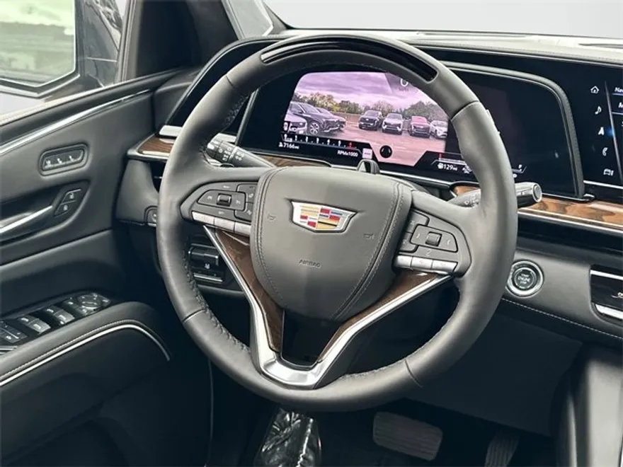 2023 Cadillac Escalade ESV Sport Platinum photo 1